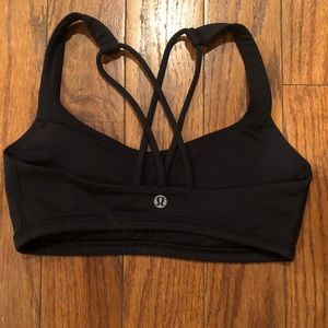 Lululemon black sports bra with straps